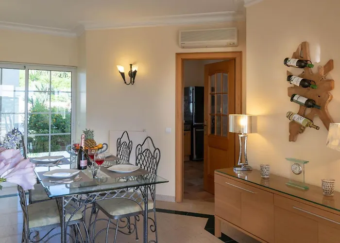 49 Presa Da Moura - Superbly 2 Bed Townhouse Ferienhaus Carvoeiro (Lagoa)